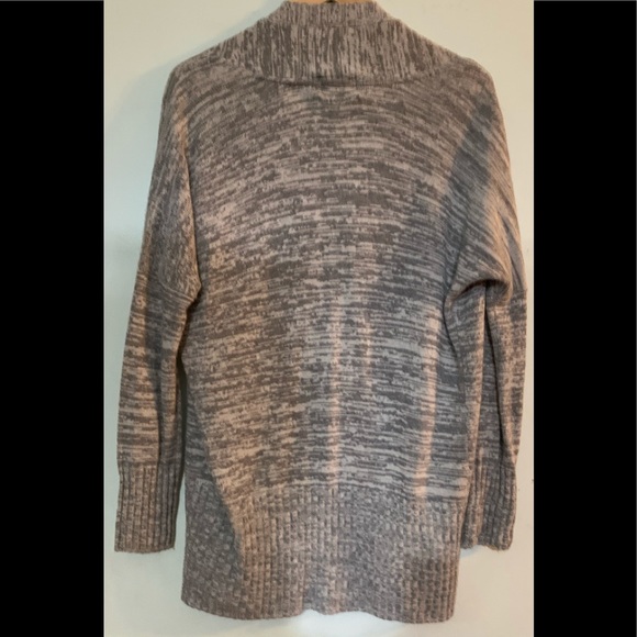 Aritzia Talula grey cashmere blend cardigan - Picture 2 of 8